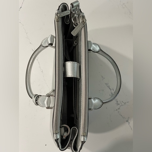 MICHAEL KORS Silver Metallic Satchel Crossbody Handbag - Picture 3 of 9